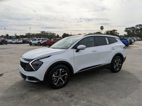 Certified 2025 Kia Sportage EX w/ Premium Package image 5