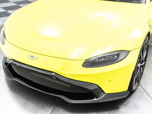Used 2019 Aston Martin V8 Vantage Coupe RWD image 35