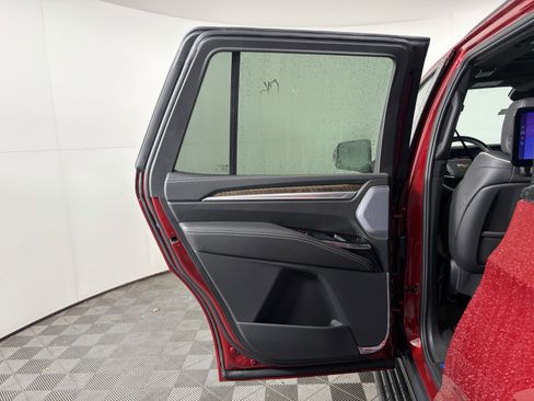 New 2026 Cadillac Escalade Platinum Sport w/ LPO, ONYX Package image 63