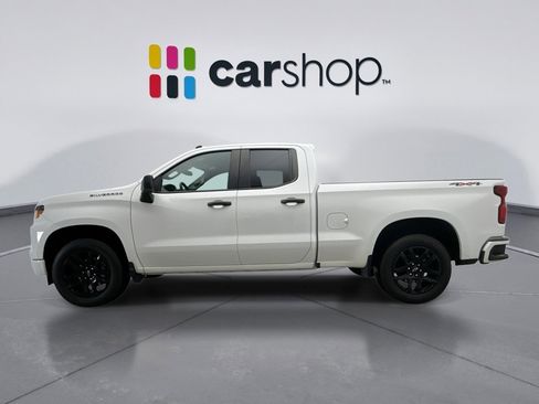 Used 2023 Chevrolet Silverado 1500 Custom image 2