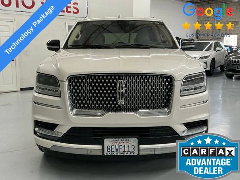 Used 2018 Lincoln Navigator Select w/ Technology Package RWD image 2