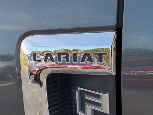 Used 2020 Ford F350 Lariat w/ Lariat Value Package AWD/4WD image 14