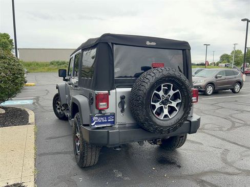 Used 2017 Jeep Wrangler Unlimited Sport w/ Quick Order Package 24S AWD/4WD image 5