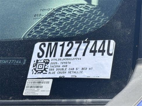Certified 2025 Toyota Tacoma SR5 image 33
