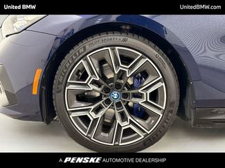 Used 2025 BMW i5 xDrive40 w/ Executive Package video 2