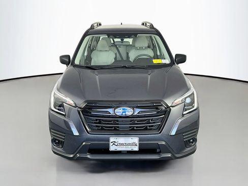 Used 2022 Subaru Forester AWD/4WD image 2