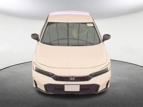 Used 2025 Honda Civic Sport image 2