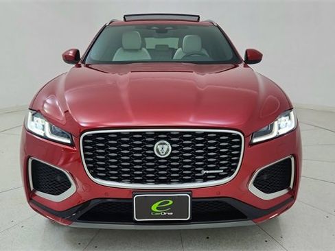 Used 2025 Jaguar F-PACE R-Dynamic S image 13