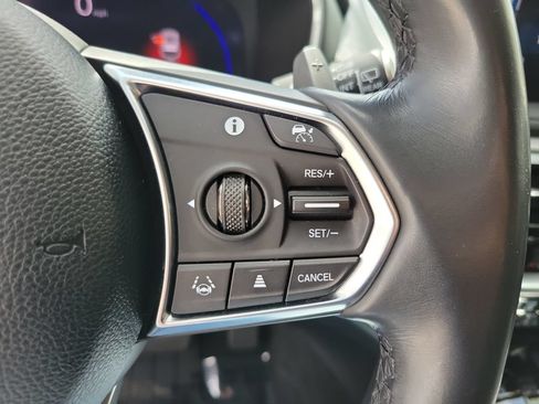 Used 2025 Acura MDX FWD image 25