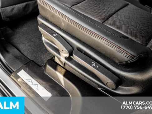 Used 2024 Chevrolet Tahoe High Country image 61