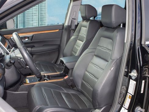 Used 2022 Honda CR-V Touring image 11