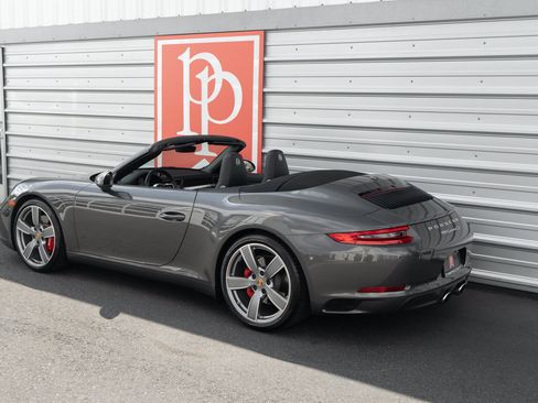 Used 2017 Porsche 911 Carrera S RWD image 37