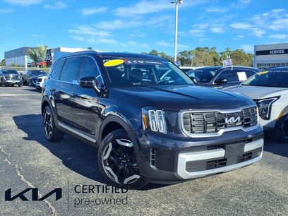 Certified 2025 Kia Telluride S