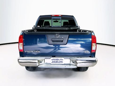 Used 2017 Nissan Frontier SV RWD image 5