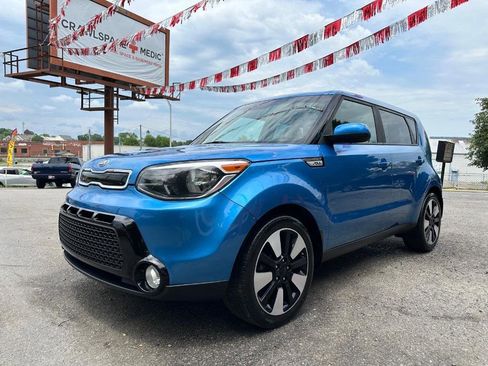 Used 2016 Kia Soul + w/ Designer's Package image 4