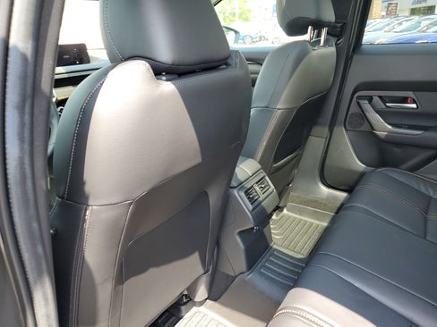 Used 2025 MAZDA CX-50 AWD 2.5 S w/ Premium Plus Pkg image 10