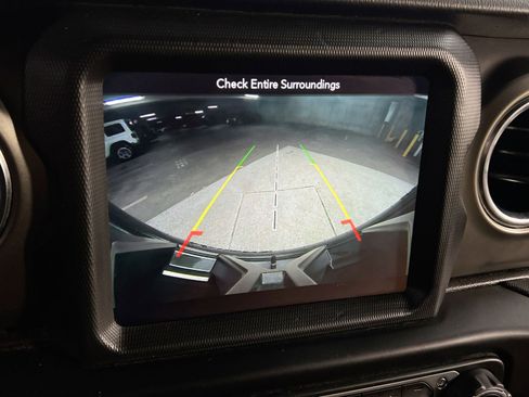 Used 2019 Jeep Wrangler Unlimited Rubicon image 23