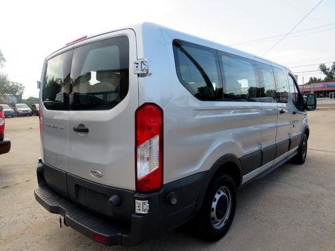 Used 2015 Ford Transit 350 XL image 5