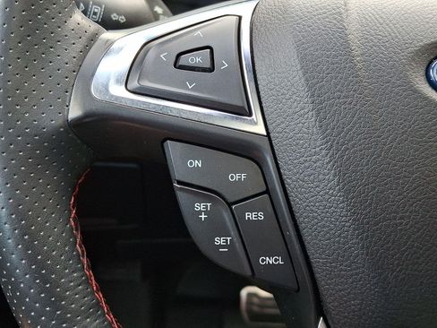 Used 2020 Ford Edge ST-Line AWD/4WD image 22