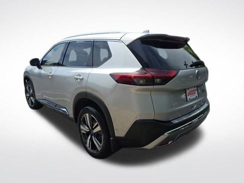 Used 2023 Nissan Rogue Platinum w/ Platinum Premium Package AWD/4WD image 3