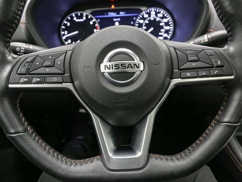 Used 2020 Nissan Sentra SR w/ Premium Package FWD image 32