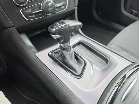 Used 2019 Dodge Charger SXT w/ Blacktop Package AWD/4WD image 24