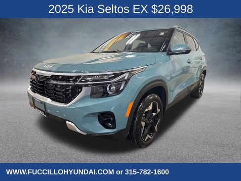 Used 2025 Kia Seltos EX image 1