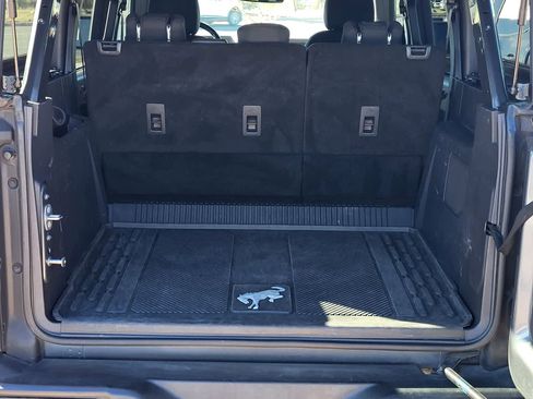 Used 2022 Ford Bronco Wildtrak image 32