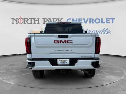 Certified 2026 GMC Sierra 2500 Denali w/ Denali Reserve Package AWD/4WD image 6