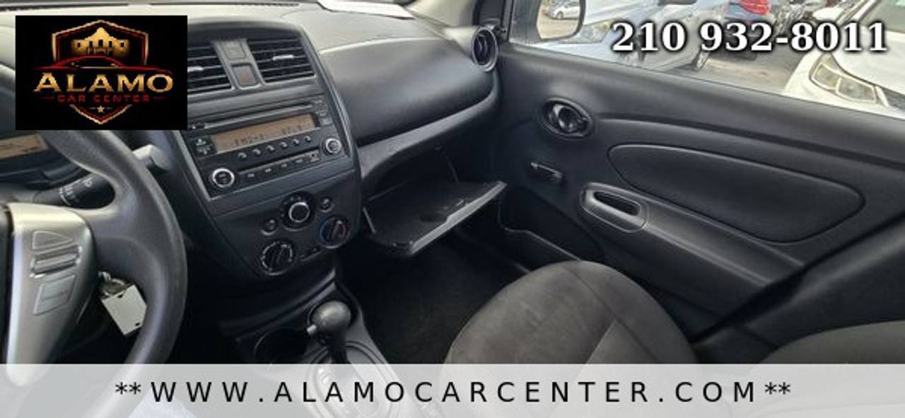 Used 2015 Nissan Versa S Plus FWD image 40