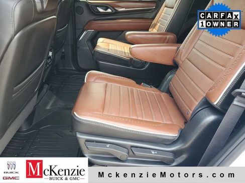 Used 2023 GMC Yukon Denali Ultimate AWD/4WD image 22