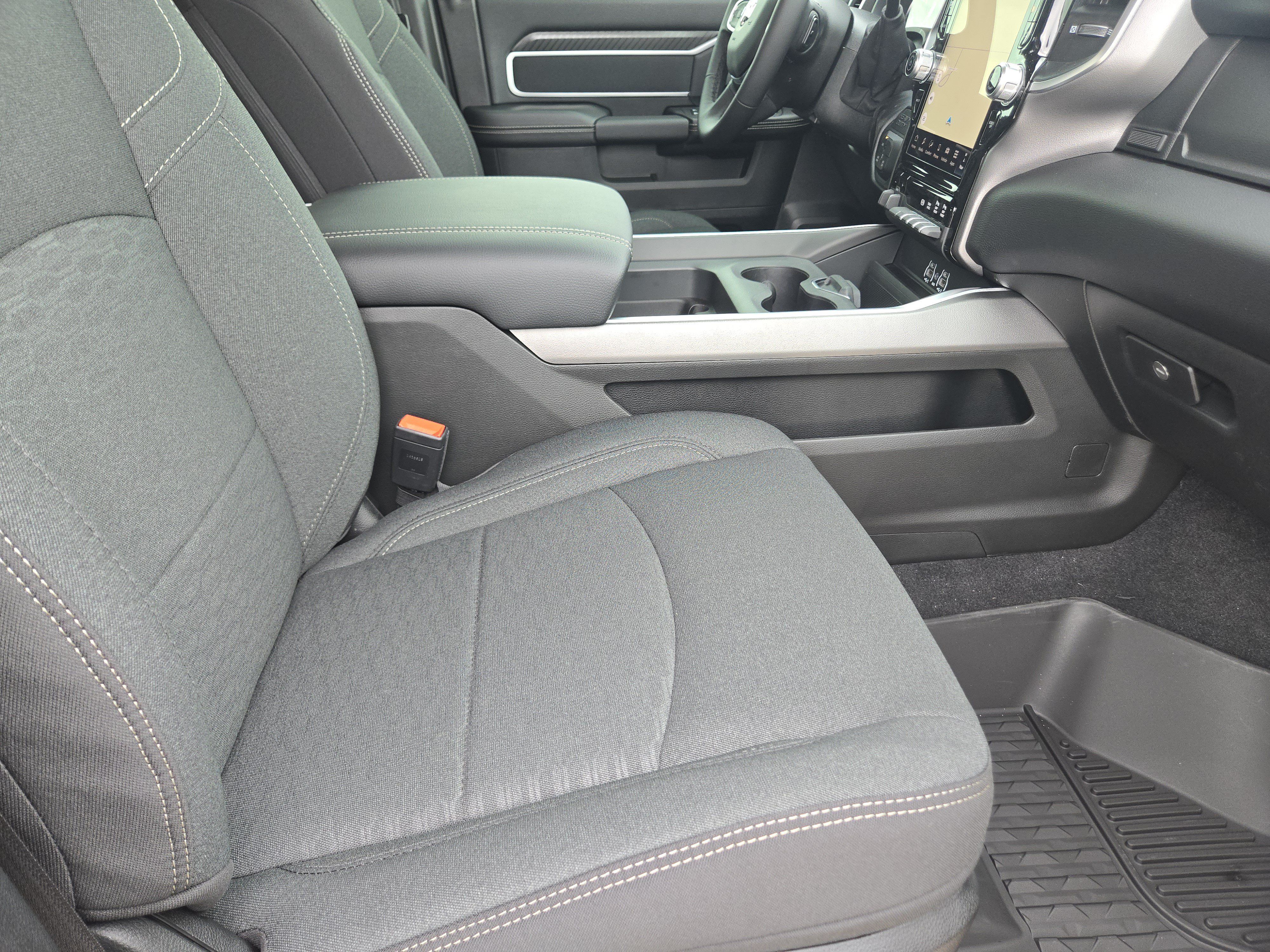 New 2026 RAM 2500 Lone Star AWD/4WD image 13