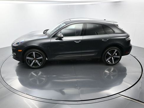 Certified 2024 Porsche Macan Turbo image 34