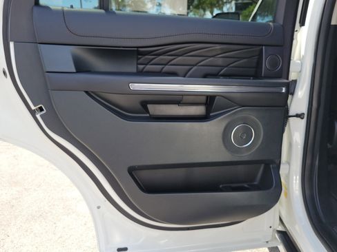 Used 2020 Ford Expedition Platinum RWD image 12
