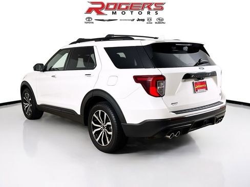 Used 2022 Ford Explorer ST image 6