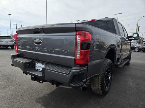 Certified 2024 Ford F250 Lariat w/ Black Appearance Package image 41