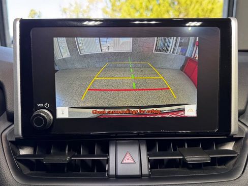 Certified 2025 Toyota RAV4 LE AWD/4WD image 30