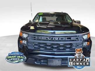 Used 2025 Chevrolet Silverado 1500 Custom Trail Boss w/ Midnight Edition AWD/4WD video 2