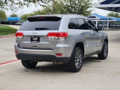 Used 2018 Jeep Grand Cherokee Limited image 14