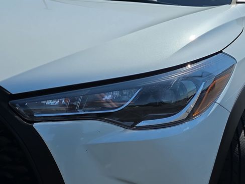 Used 2022 Toyota Corolla Cross LE FWD image 29
