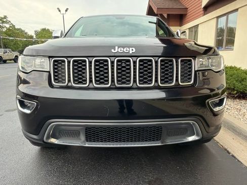 Used 2019 Jeep Grand Cherokee Limited w/ Trailer Tow Group IV AWD/4WD image 15