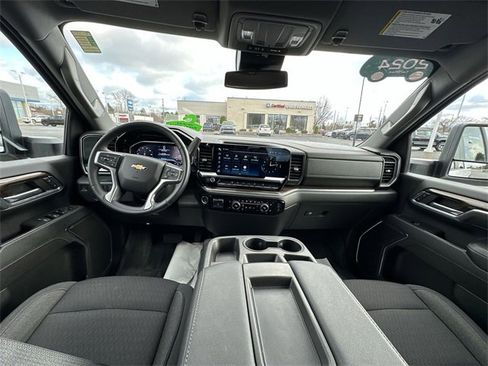 Used 2024 Chevrolet Silverado 3500 LT w/ Convenience Package image 19