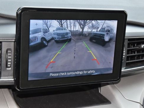 Used 2023 Ford Explorer XLT w/ Equipment Group 202A image 23