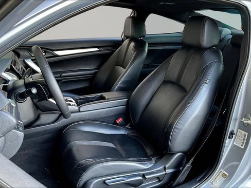 Used 2019 Honda Civic Touring image 20