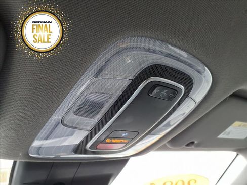 Used 2024 Hyundai Elantra SEL image 21