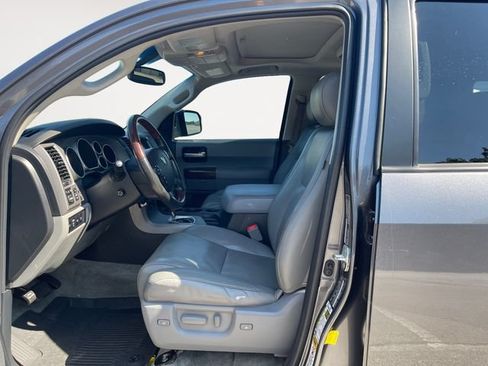 Used 2011 Toyota Sequoia Platinum AWD/4WD image 9