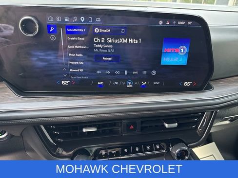 Used 2025 Chevrolet Tahoe LS AWD/4WD image 13