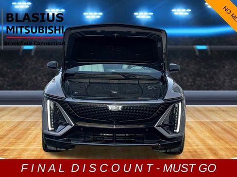 Used 2024 Cadillac Lyriq Sport image 23