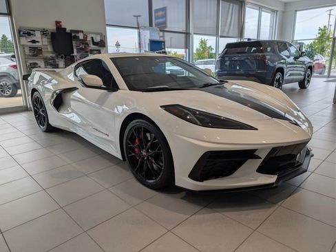 Used 2024 Chevrolet Corvette Stingray Coupe w/ Z51 Performance Package RWD image 7