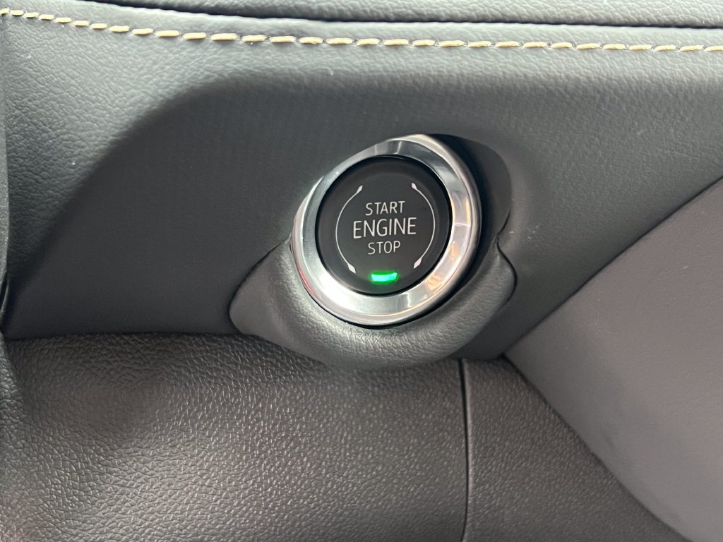 Used 2026 Chevrolet Tahoe Premier AWD/4WD image 36
